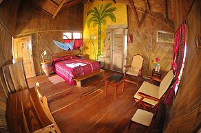 Azuluna Eco-Lodge