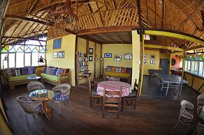 Azuluna Eco-Lodge