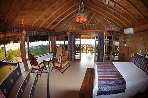 Azuluna Eco-Lodge