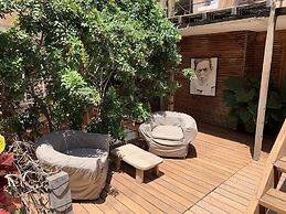 Eco Lodge