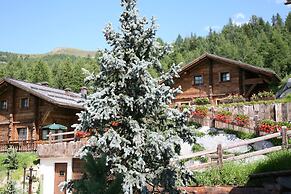 Park Chalet Village
