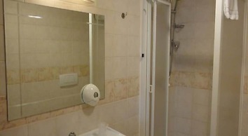 Hotel Vazzana