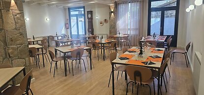 Hotel Mesón de L'Ainsa