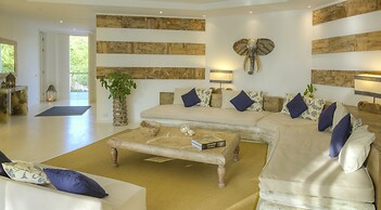 Billionaire Beachfront Apartments