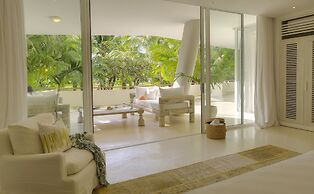 Billionaire Beachfront Apartments