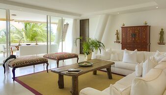Billionaire Beachfront Apartments