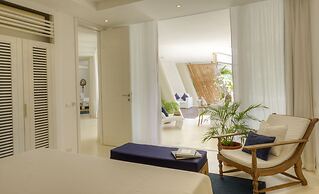 Billionaire Beachfront Apartments