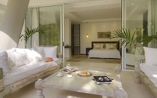 Billionaire Beachfront Apartments