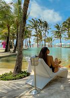 Billionaire Beachfront Apartments