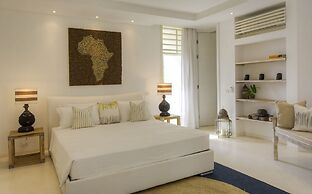 Billionaire Beachfront Apartments