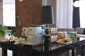 Crystal Palace Hotel