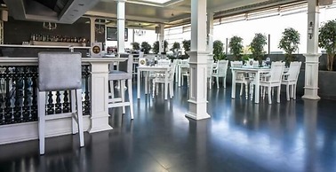 Escape Hotel & Spa