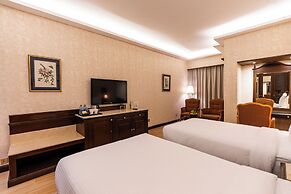 Luxe Avenue Hotel