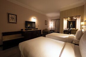 Luxe Avenue Hotel