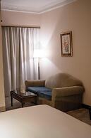 Luxe Avenue Hotel