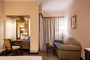 Luxe Avenue Hotel