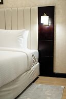 Luxe Avenue Hotel