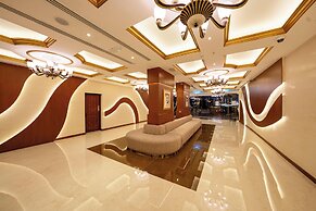 Luxe Avenue Hotel