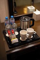 Luxe Avenue Hotel