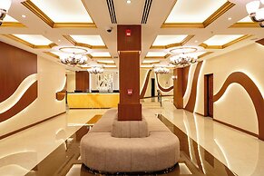 Luxe Avenue Hotel