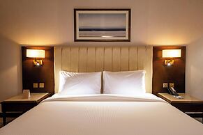 Luxe Avenue Hotel