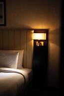 Luxe Avenue Hotel