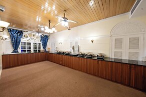 Luxe Avenue Hotel