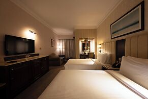Luxe Avenue Hotel