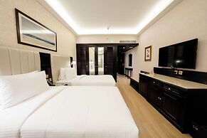 Luxe Avenue Hotel