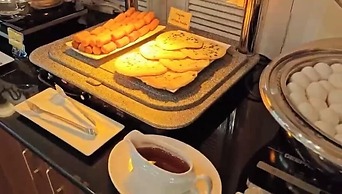 Luxe Avenue Hotel