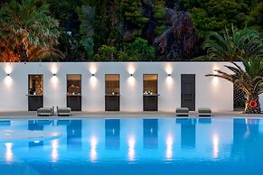 Marpunta Resort
