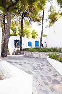 Marpunta Resort