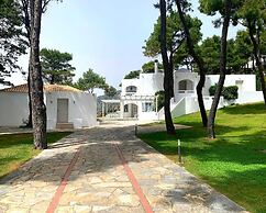 Marpunta Resort