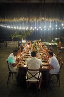 Hotel Komune and Beach Club Bali