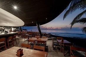Hotel Komune and Beach Club Bali