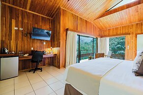 Ficus Sunset Suites
