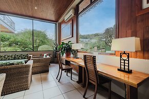 Ficus Sunset Suites