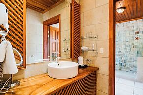 Ficus Sunset Suites