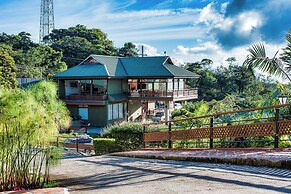 Ficus Sunset Suites