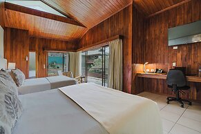 Ficus Sunset Suites