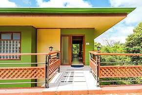Ficus Sunset Suites