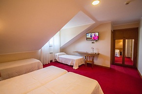 Hotel Y Apartamentos San Jorge
