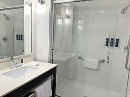 Four Points By Sheraton Edmonton Gateway