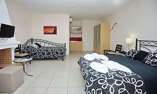 4 Epoches hotel
