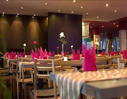 Mikie Holiday Resort & Hotel
