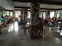Hotel Pataros
