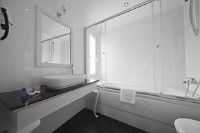 Aren Suites