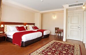Aren Suites