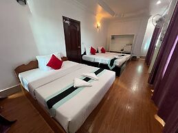 Central Night Hotel