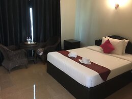 Central Night Hotel